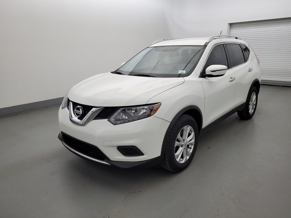 Used 2016 Nissan Rogue Driver Front Bumper