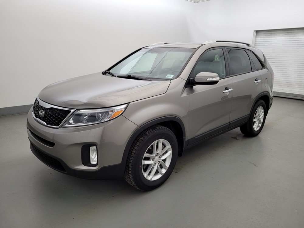 Used 2015 Kia Sorento Driver Front Bumper