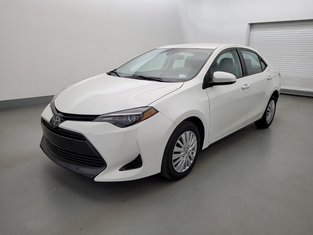 Used 2018 Toyota Corolla Driver Front Bumper