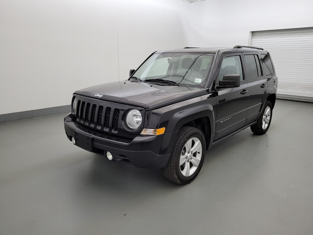 Used 2015 Jeep Patriot Driver Front Bumper