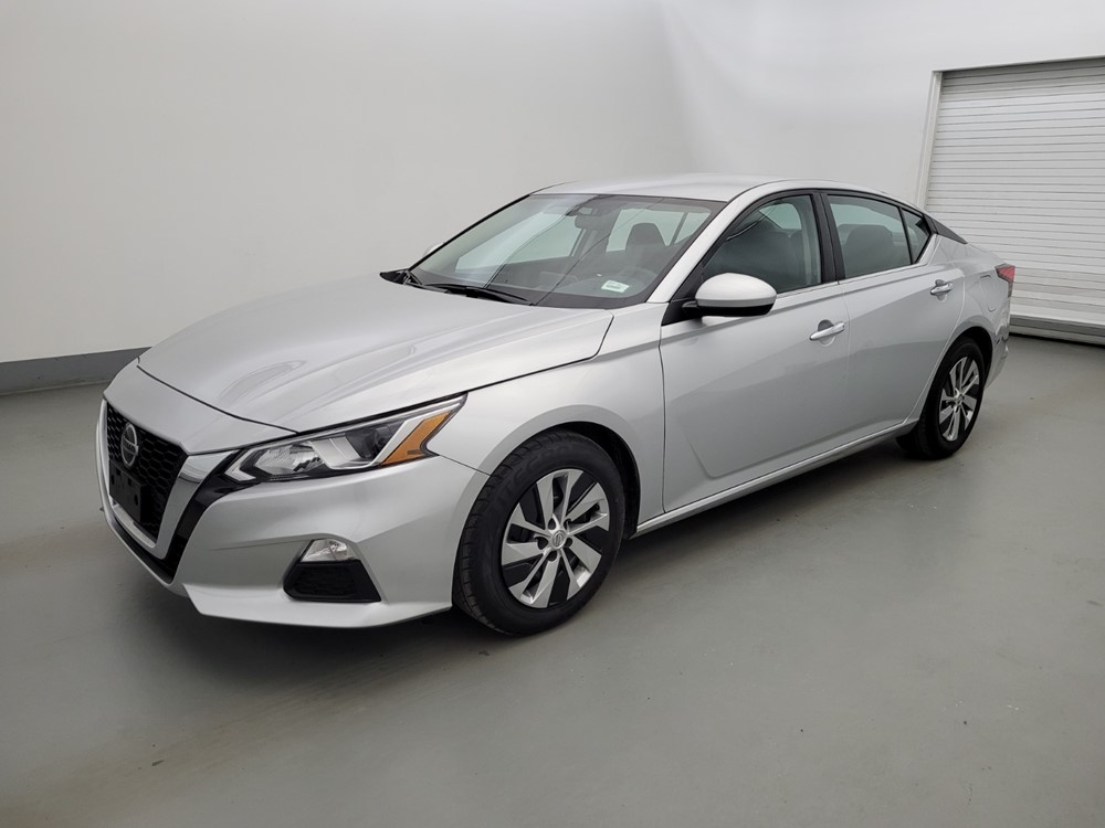 Used 2020 Nissan Altima Driver Front Bumper