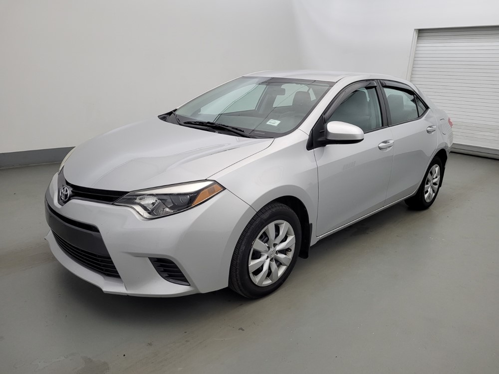 Used 2016 Toyota Corolla Driver Front Bumper
