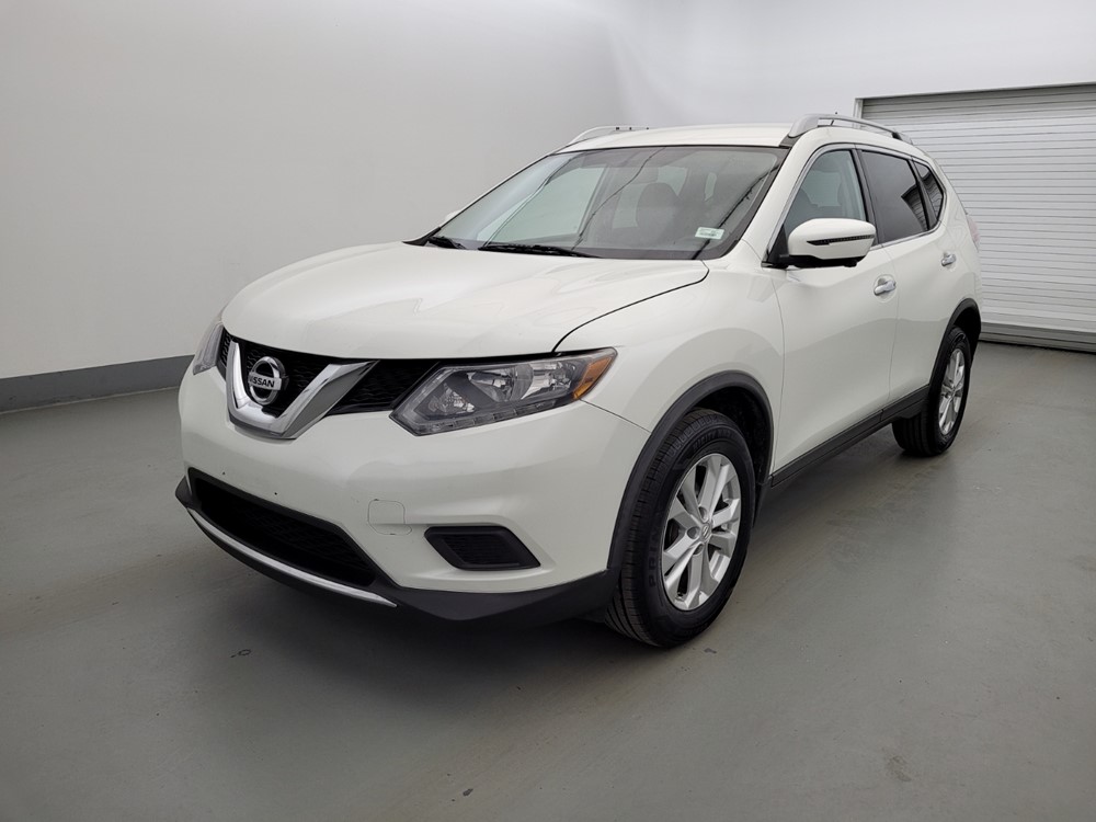 Used 2016 Nissan Rogue Driver Front Bumper