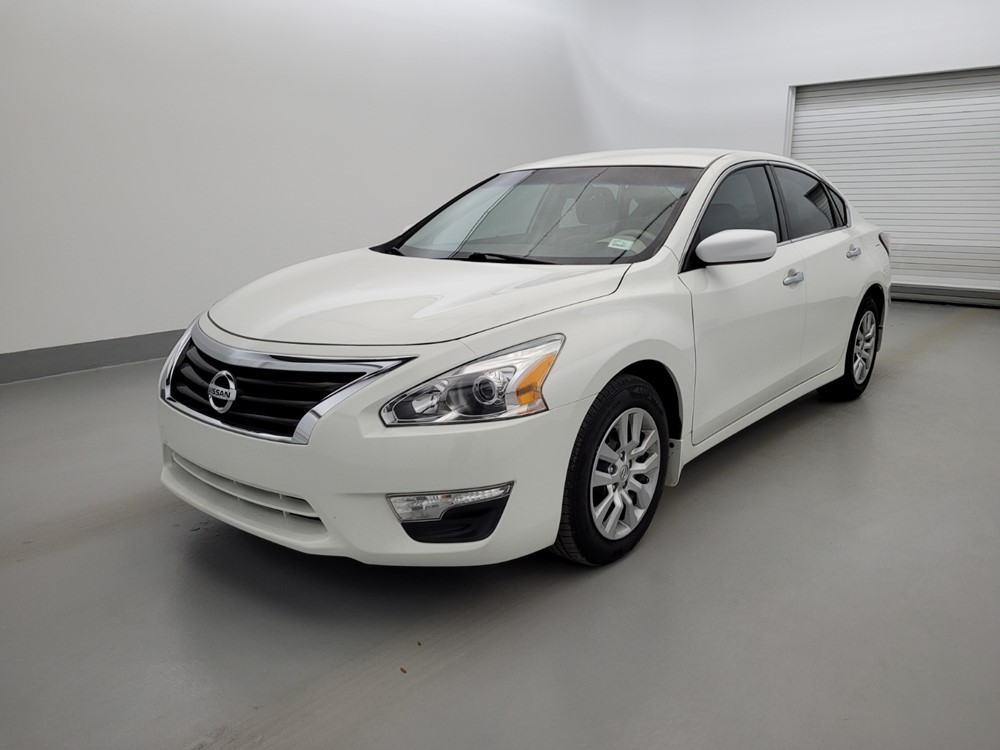 Used 2015 Nissan Altima Driver Front Bumper