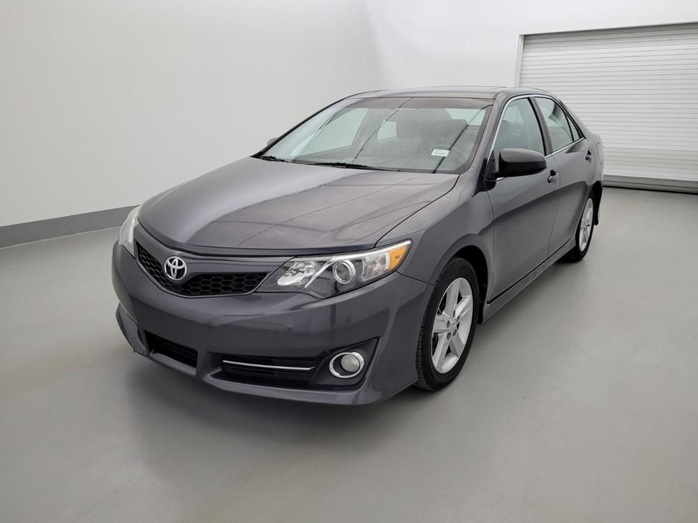 Used 2012 Toyota Camry Driver Front Bumper