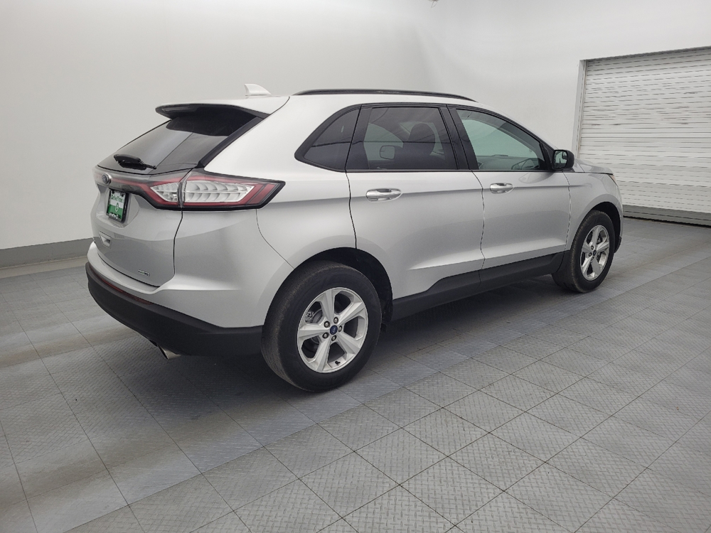 Image 8 of 2018 Ford Edge SE
