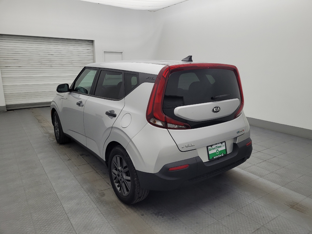 Image 4 of 2021 Kia Soul S