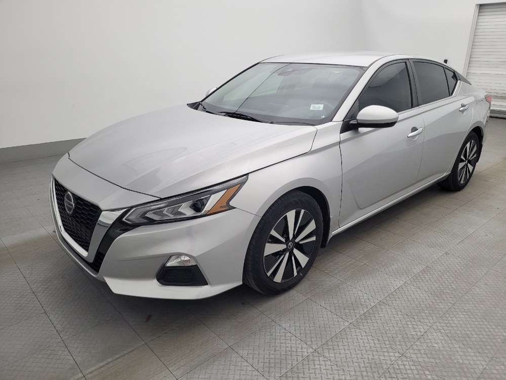 2022 Nissan Altima SV