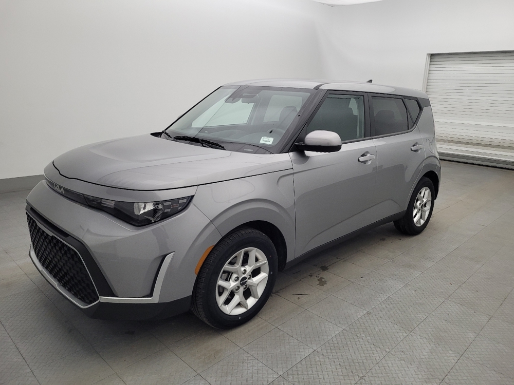 2024 Kia Soul LX's photo