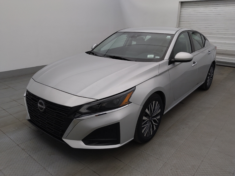 2023 Nissan Altima SV