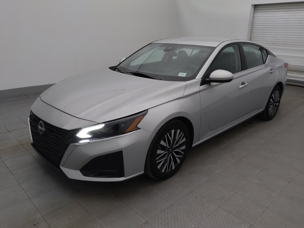 2023 Nissan Altima SV