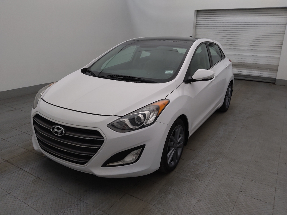 2016 Hyundai Elantra GT Base's photo