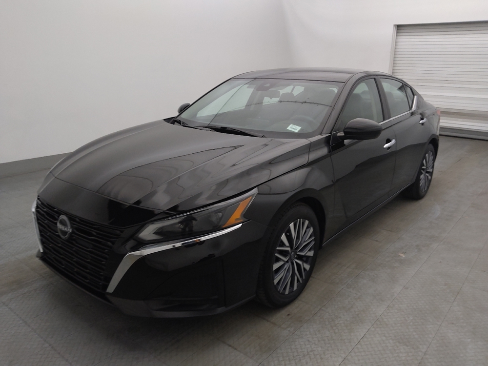 2023 Nissan Altima SV