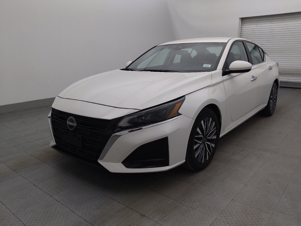 2023 Nissan Altima SV