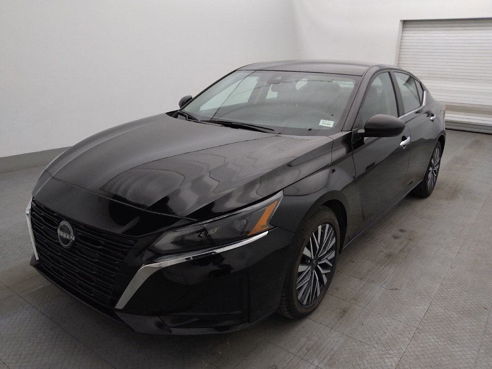 2024 Nissan Altima SV