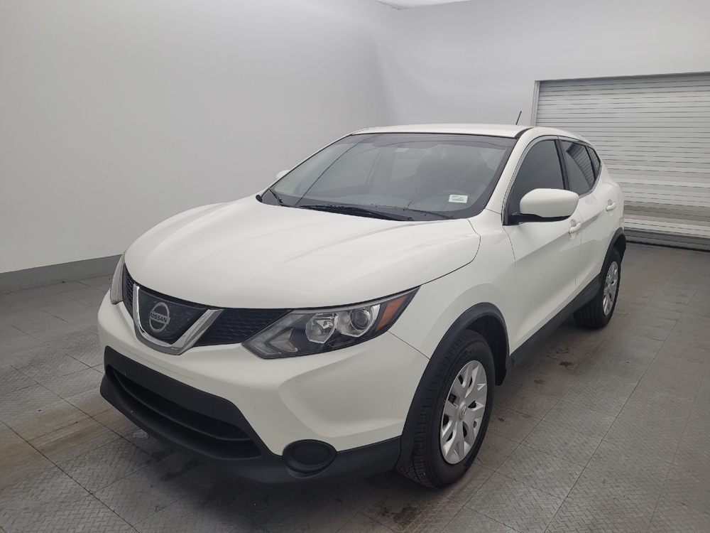 2019 Nissan Rogue Sport S's photo