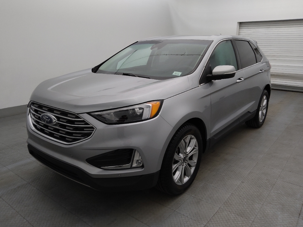 2024 Ford Edge Titanium's photo