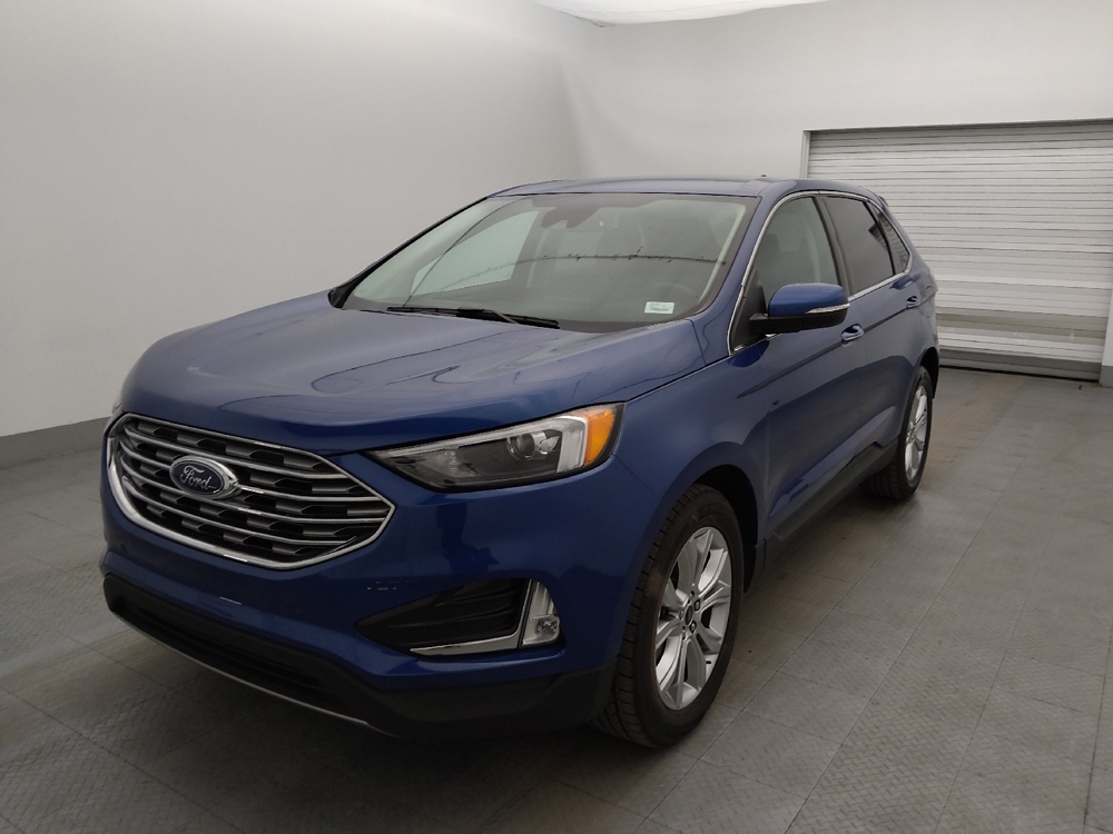 2024 Ford Edge Titanium's photo
