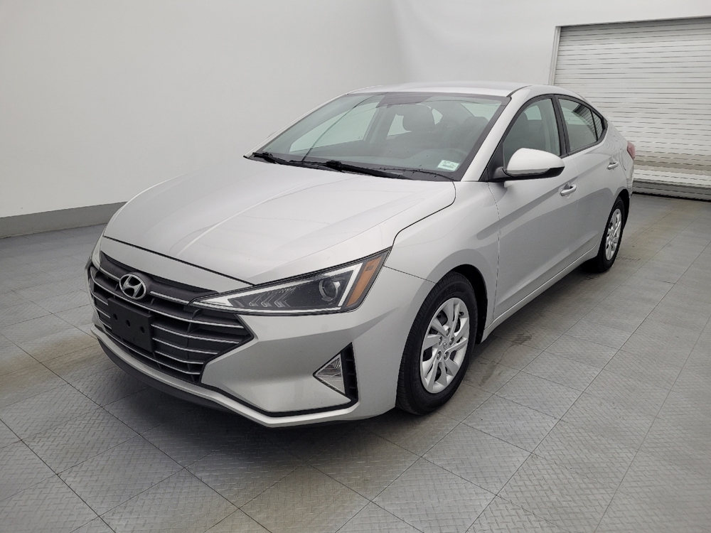 2020 Hyundai Elantra SE's photo