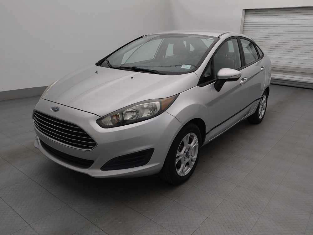 2016 Ford Fiesta SE's photo