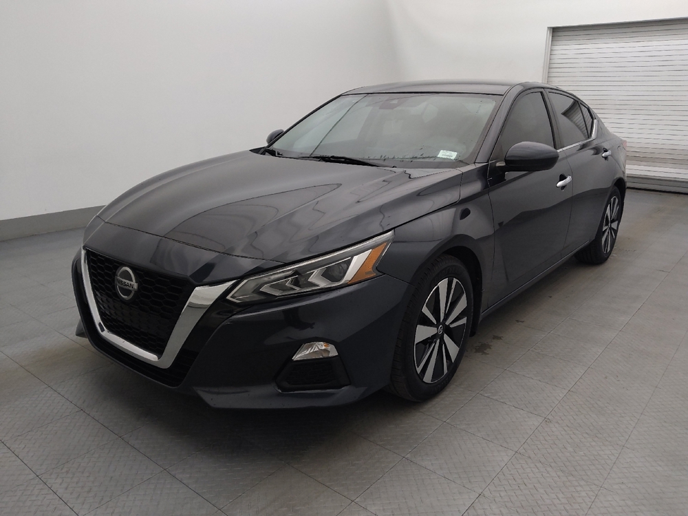 2022 Nissan Altima SV's photo