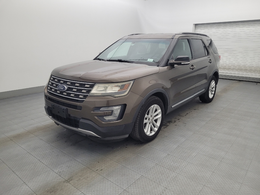 2016 Ford Explorer XLT's photo