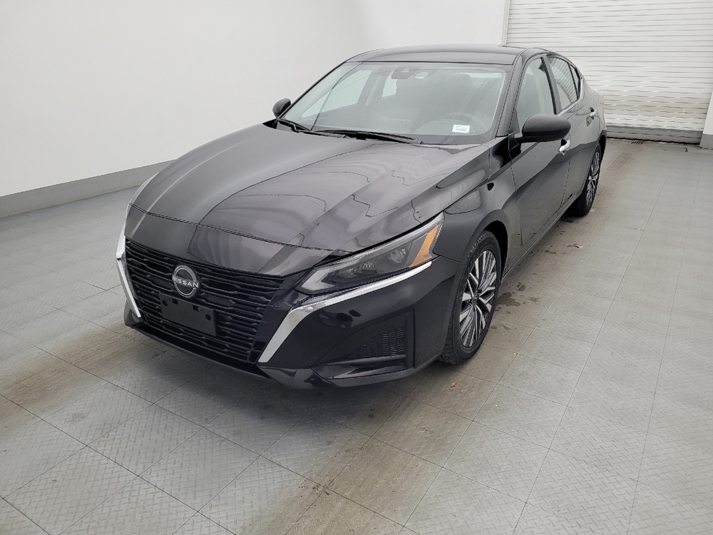 2024 Nissan Altima SV's photo