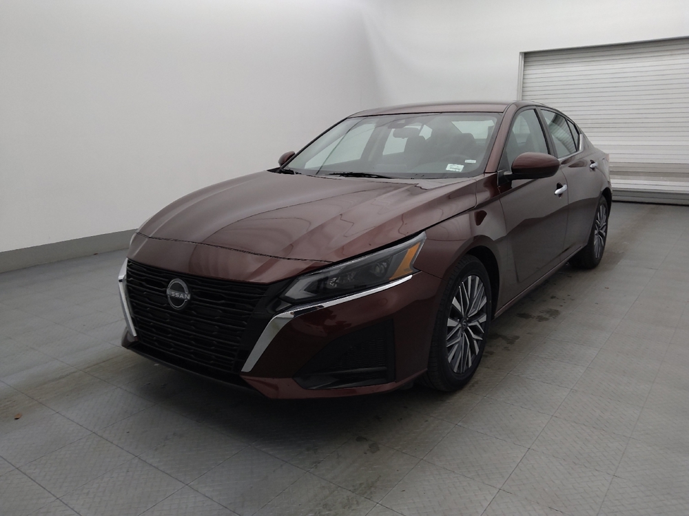 2023 Nissan Altima SV's photo