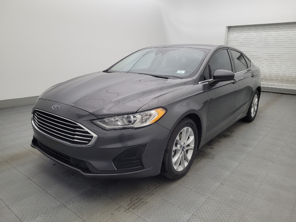 2020 Ford Fusion SE's photo