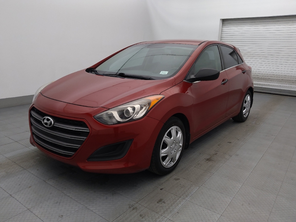 2016 Hyundai Elantra GT Base's photo