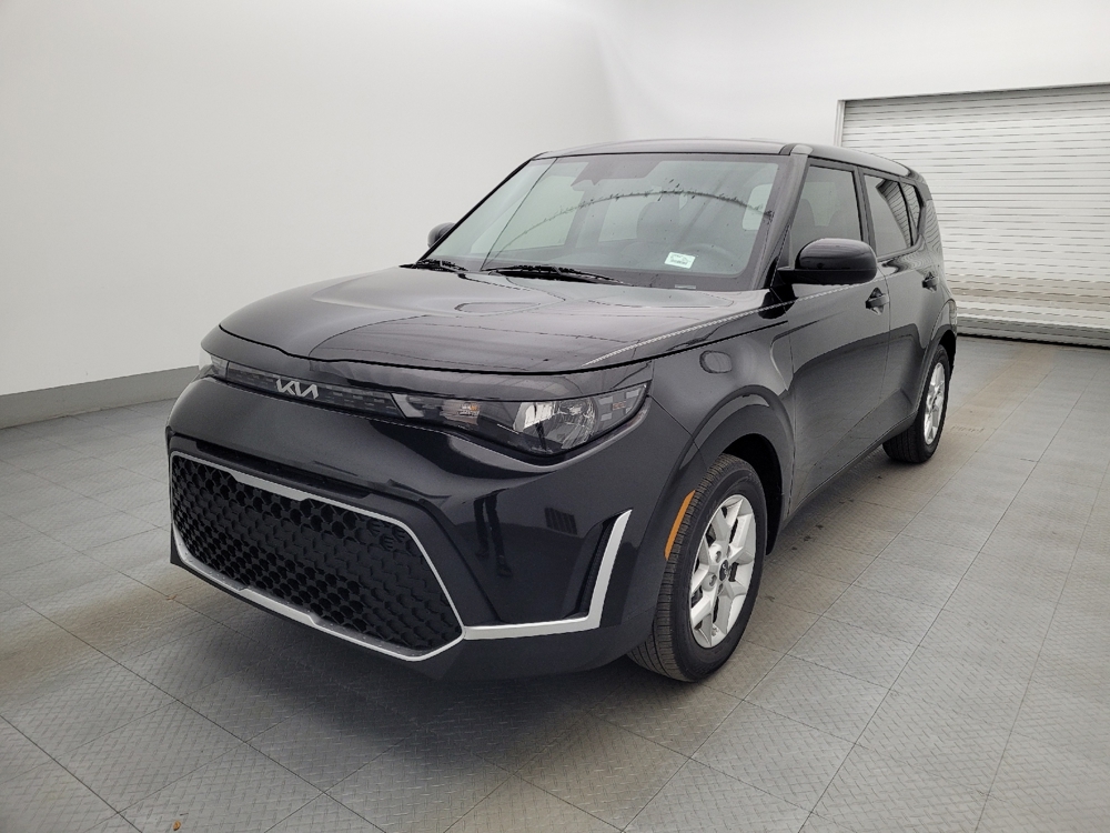 2024 Kia Soul LX's photo