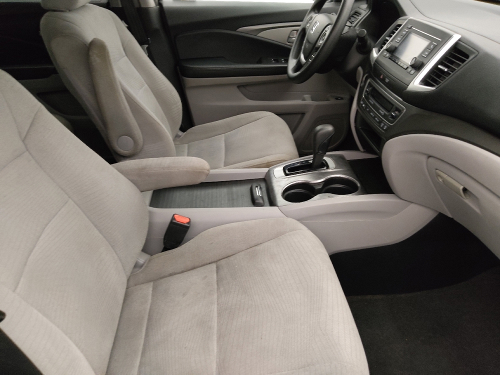 2018 Honda Pilot LX - Photo 16