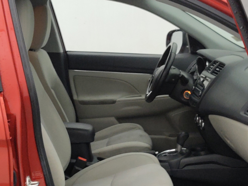 2017 Mitsubishi Outlander Sport ES - Photo 16