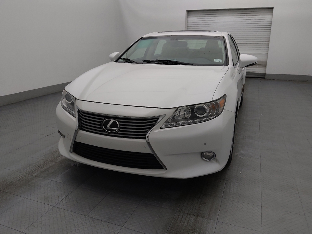 2015 Lexus ES 350 - Photo 12