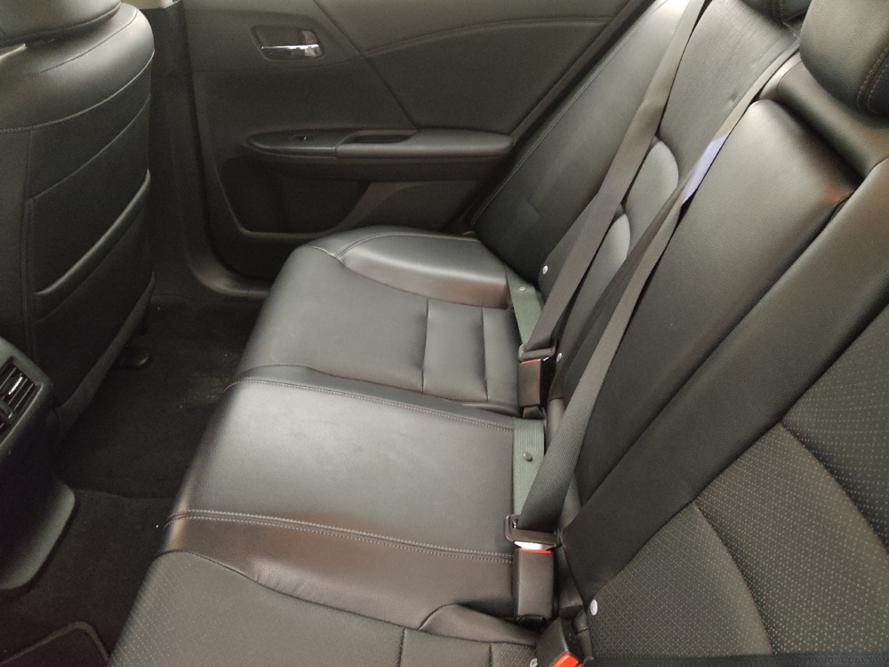 2015 Honda Accord Touring - Photo 14