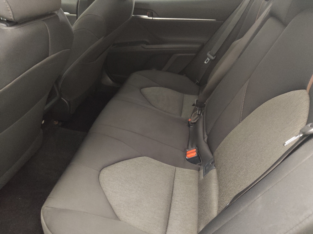2018 Toyota Camry LE - Photo 14
