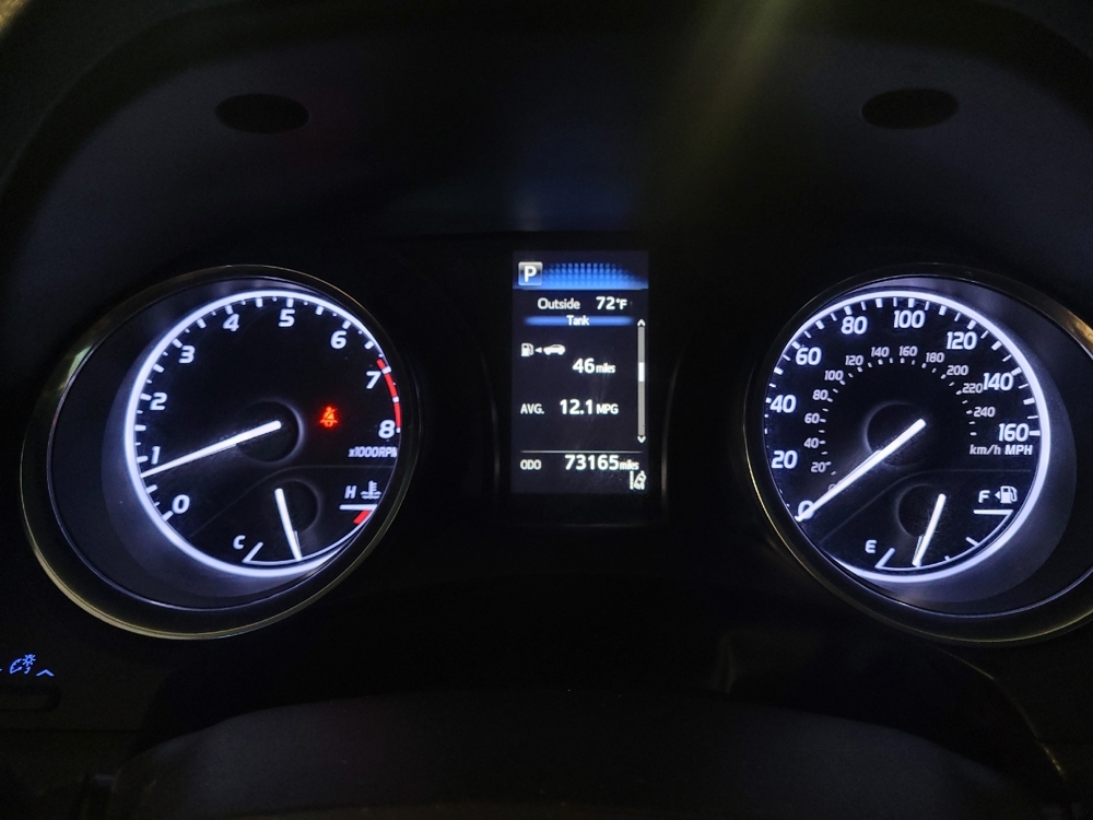 2018 Toyota Camry LE - Photo 18