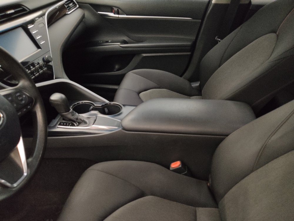 2018 Toyota Camry LE - Photo 13
