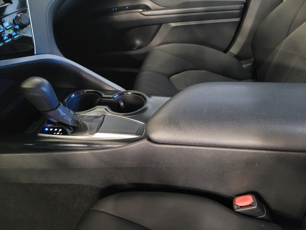 2018 Toyota Camry LE - Photo 20