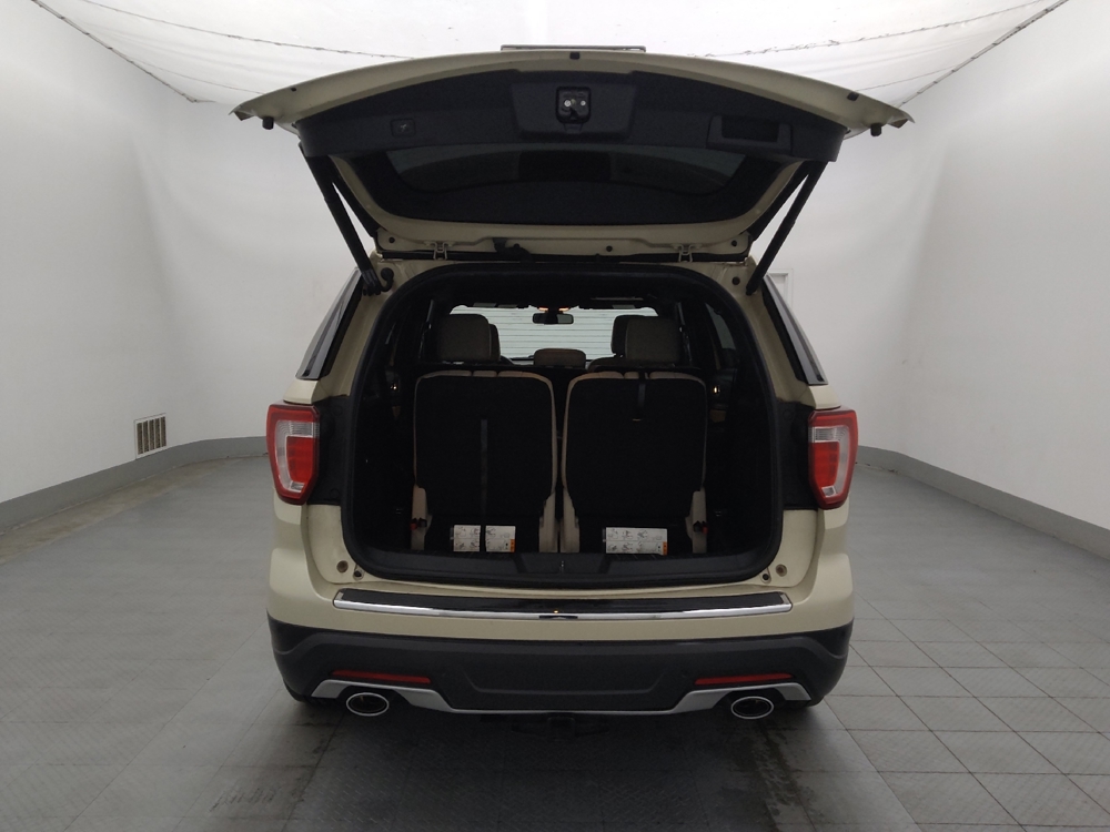 2018 Ford Explorer XLT - Photo 22
