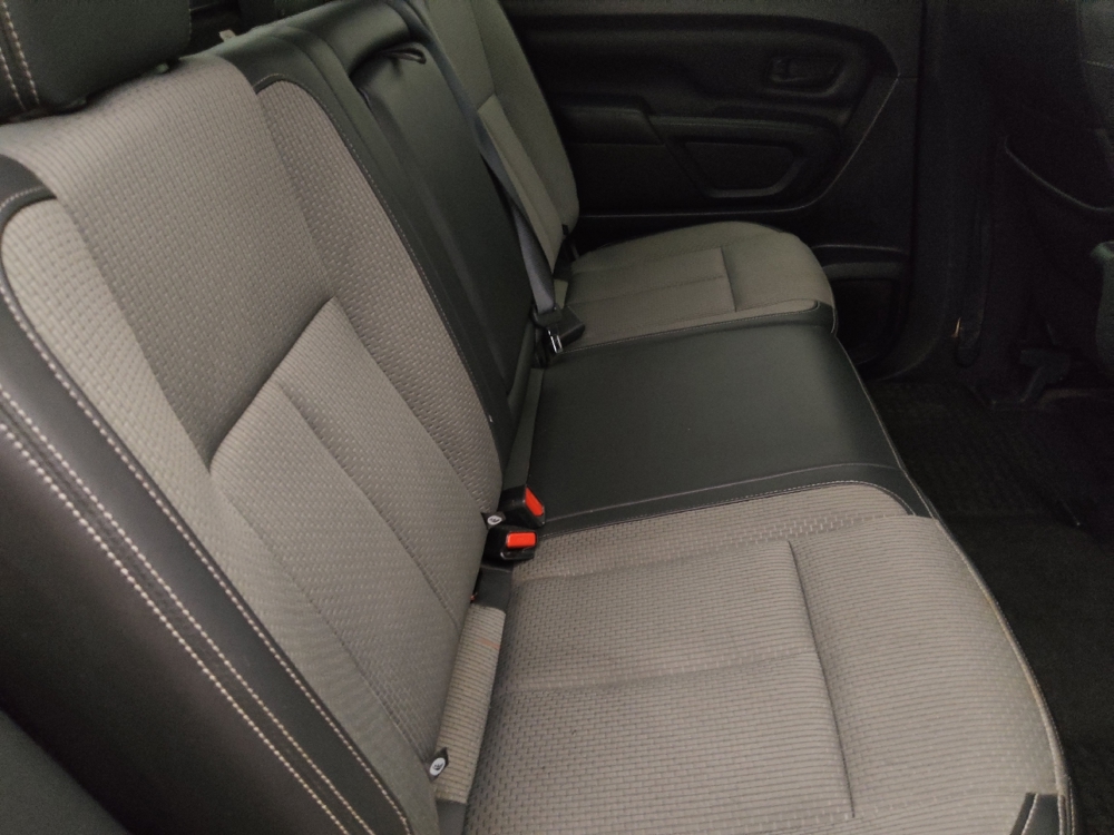 2021 Nissan Titan S - Photo 15