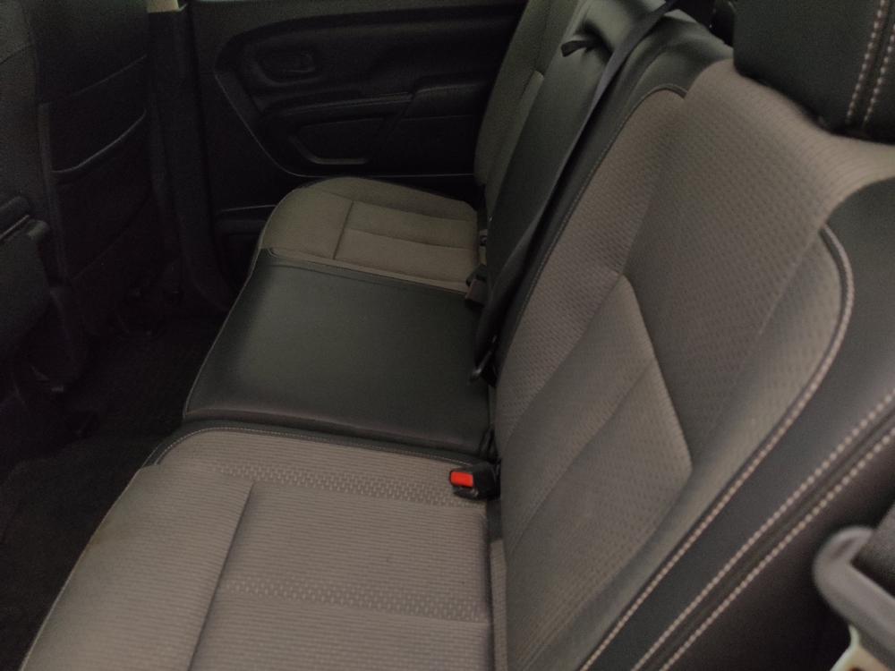 2021 Nissan Titan S - Photo 14