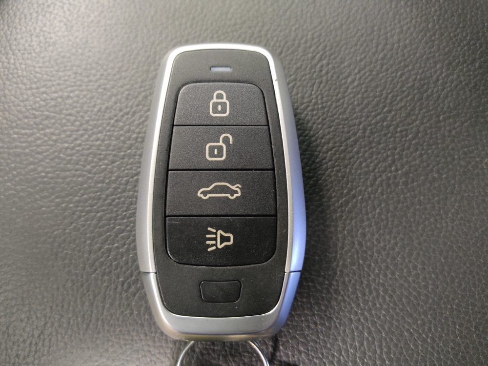 2018 Hyundai Santa Fe Limited Ultimate - Photo 25