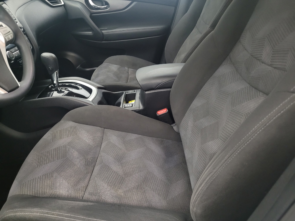 2016 Nissan Rogue SV - Photo 13