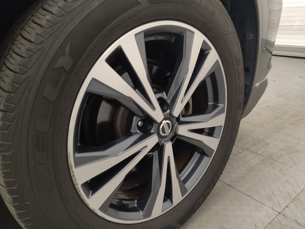 2017 Nissan Rogue SL - Photo 24