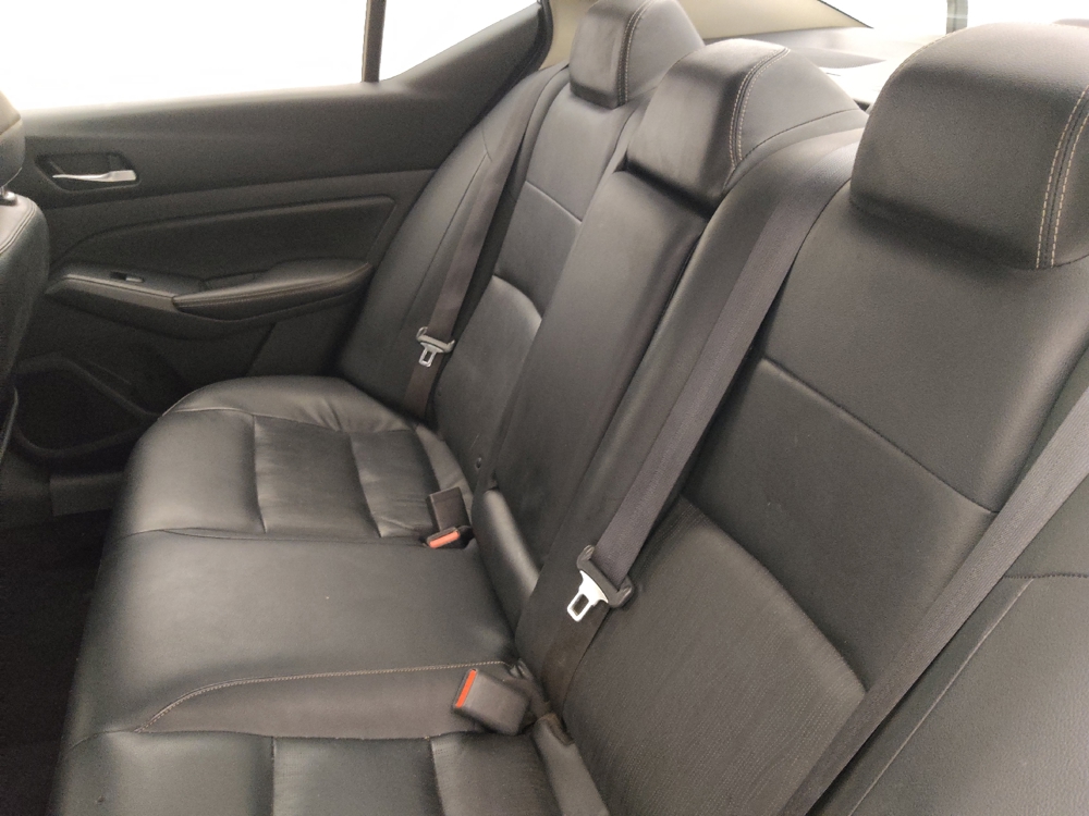 2019 Nissan Altima SL - Photo 14