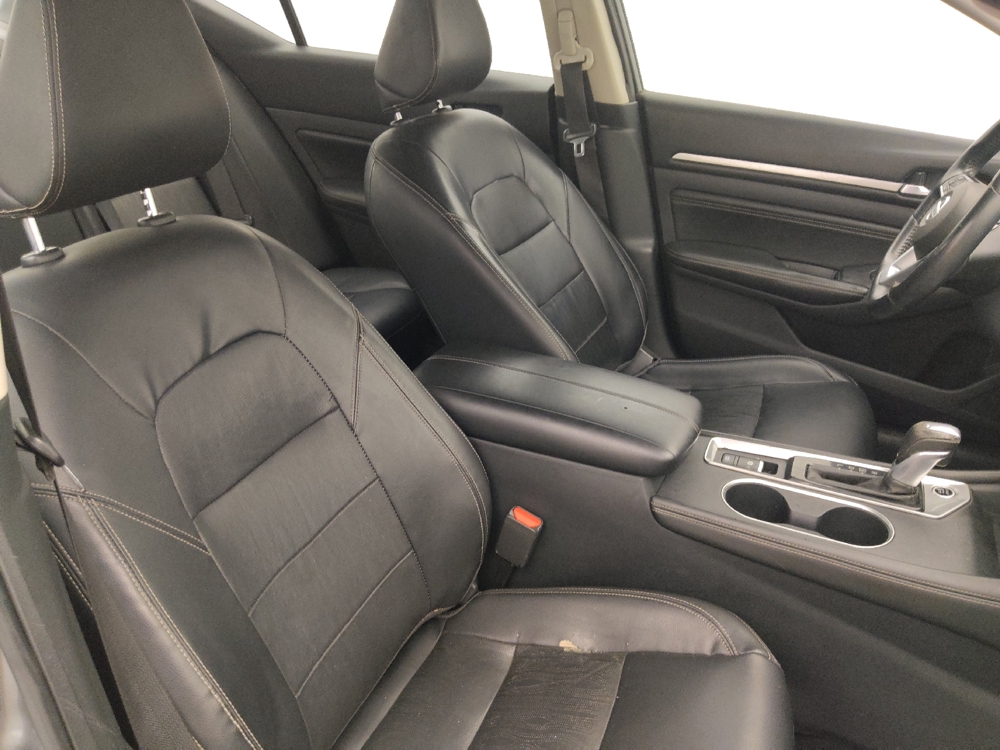 2019 Nissan Altima SL - Photo 16