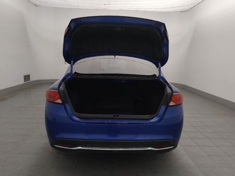 2015 Chrysler 200 C - Photo 22