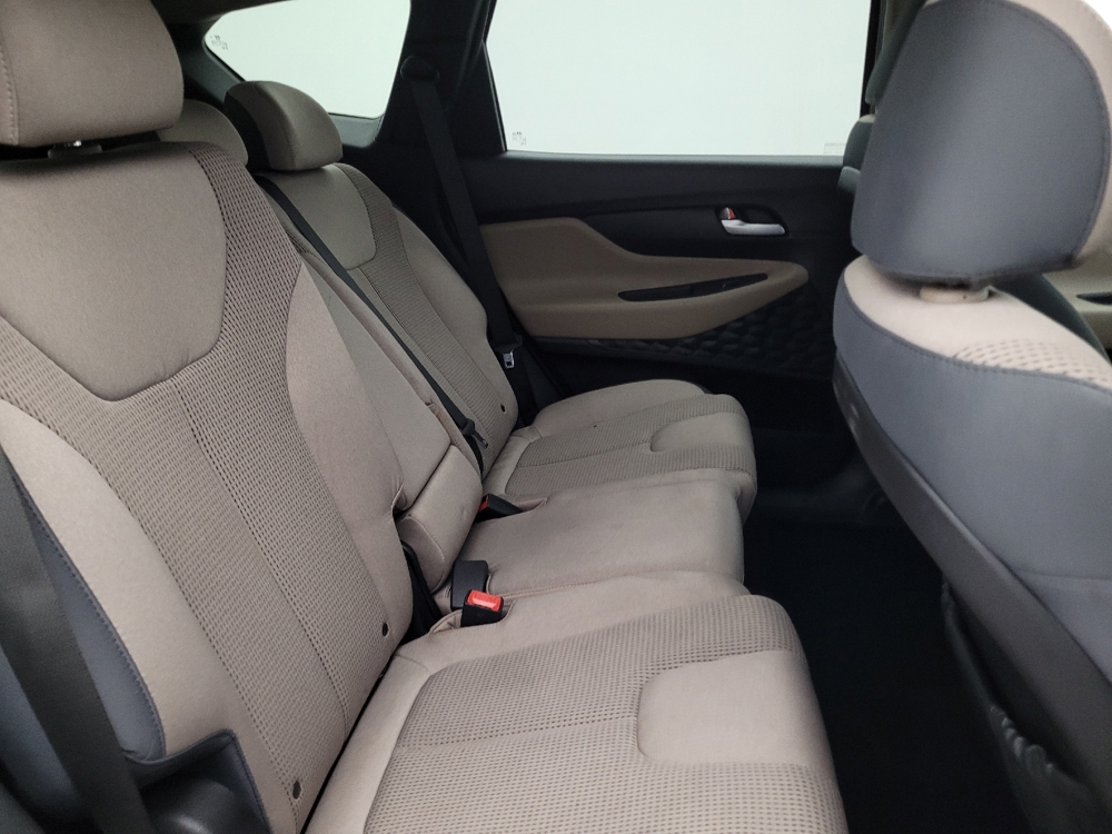 2020 Hyundai Santa Fe SE - Photo 15