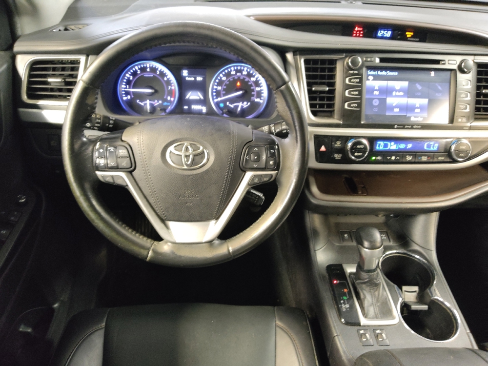 2019 Toyota Highlander XLE - Photo 17